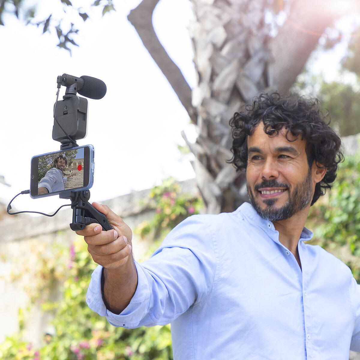 Kit Vlogging con Luz, Micrófono y Mando Plodni  6 Piezas