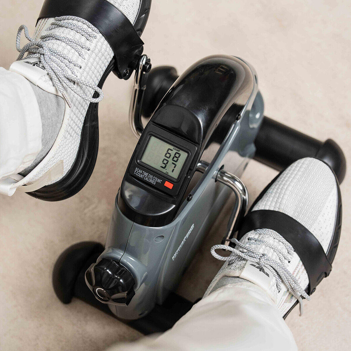 Pedaleador Estático para Piernas y Brazos con Esterilla Velora 2100