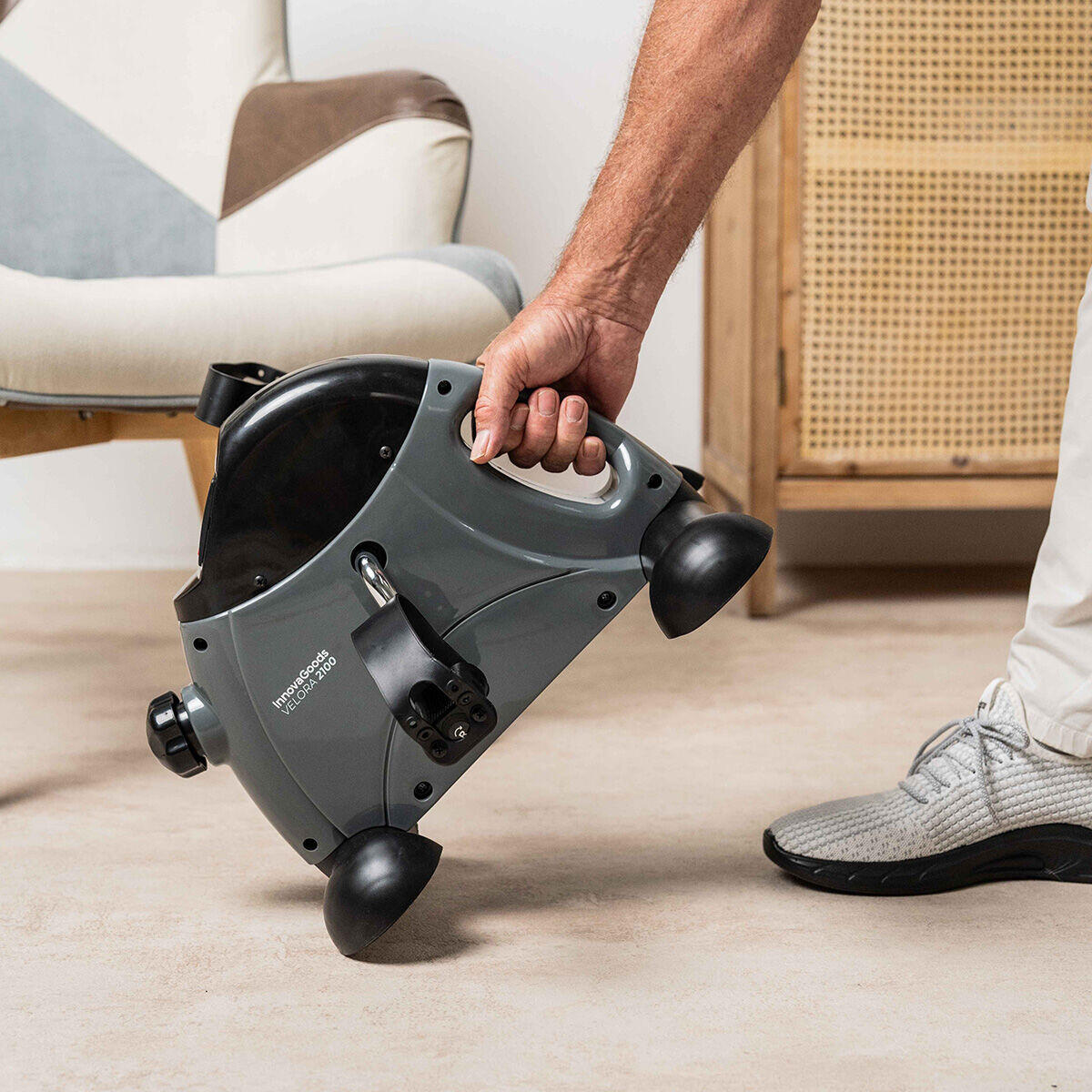 Pedaleador Estático para Piernas y Brazos con Esterilla Velora 2100